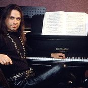 Andre Matos - List pictures