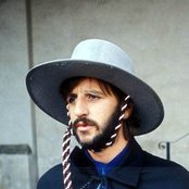 Ringo Starr - List pictures