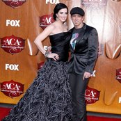 Thompson Square - List pictures