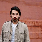 Ari Hest - List pictures