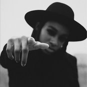 Little Simz - List pictures