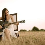 Tamara Laurel - List pictures