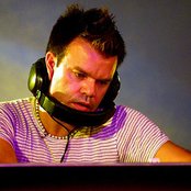 Paul Oakenfold - List pictures