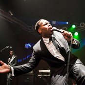 Eric Roberson - List pictures