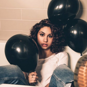 Alessia Cara - List pictures