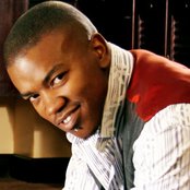 Loyiso - List pictures