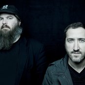 Pinback - List pictures