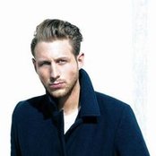 Burns - List pictures