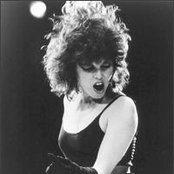 Pat Benatar - List pictures