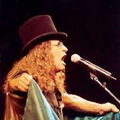 Alçeu Valença - List pictures