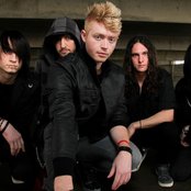 Shallow Side - List pictures