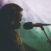 Julianna Barwick - List pictures