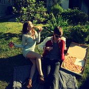 Holychild - List pictures