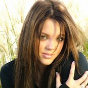 Kaci Brown - List pictures