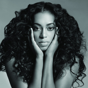 Solange - List pictures