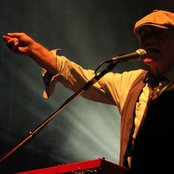 Kim Larsen - List pictures