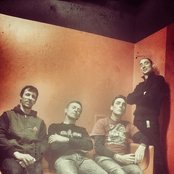 Burning Heads - List pictures