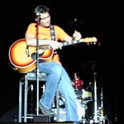 Adam Brand - List pictures