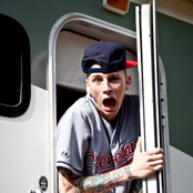 Machine Gun Kelly - List pictures