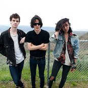 Smith Westerns - List pictures