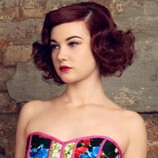 Bella Ferraro - List pictures