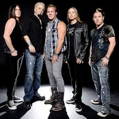 Fozzy - List pictures