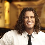 Carlos Vives - List pictures