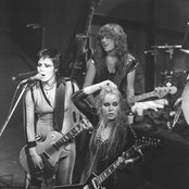 The Runaways - List pictures