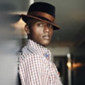 Javier - List pictures