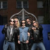 White Wizzard - List pictures