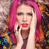 Nicky Valentine - List pictures