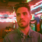 Lo-fang - List pictures