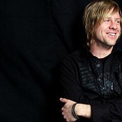 Jon Foreman - List pictures