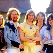 Head East - List pictures