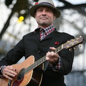 Gordon Downie - List pictures