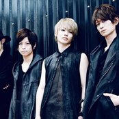 Thinking Dogs - List pictures