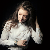 Lorde - List pictures