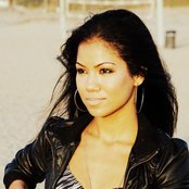 Jhene - List pictures