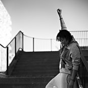 Speech Debelle - List pictures