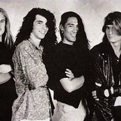 Diamond Edge - List pictures