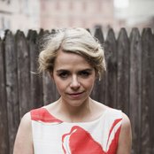 Aoife O'donovan - List pictures