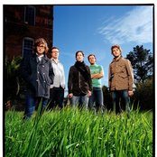 Gomez - List pictures