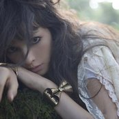 Olivia - List pictures