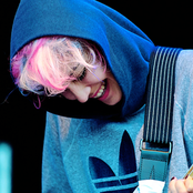 Jennylee - List pictures