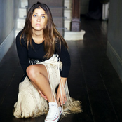 Ariana And The Rose - List pictures