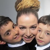 Rona Nishliu - List pictures