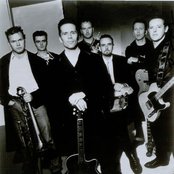 Hunters And Collectors - List pictures