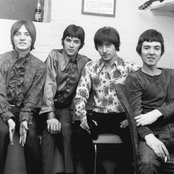 Small Faces - List pictures