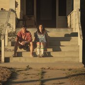 Lilly Wood - List pictures