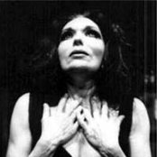 Bibi Ferreira - List pictures